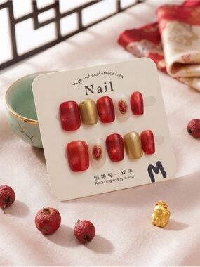 Red & Gold Press-On Nail Set